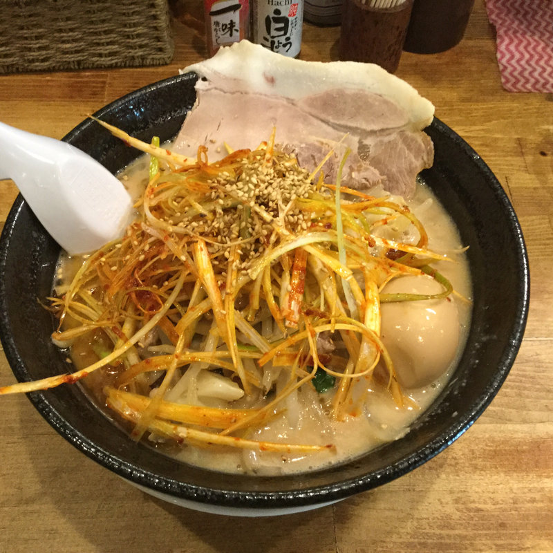 ネギみそチャーシュー味玉(自家製極太麺 みそ家)