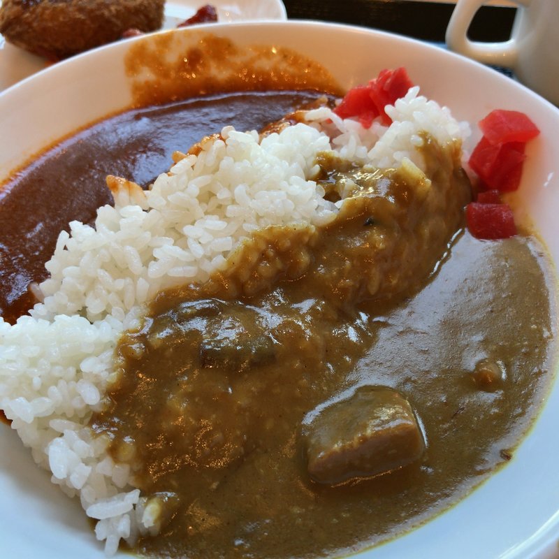 カレーブッフェ(ラウンジ ロイヤル【KKRホテル東京 】)