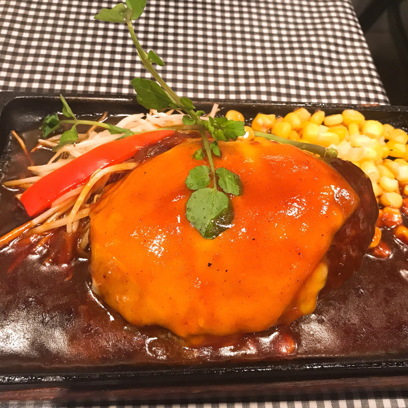 チーズインハンバーグ(数奇屋バーグ)