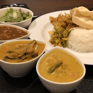 (KANDY)