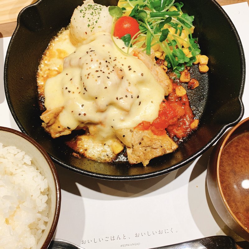 美桜鶏のトマトチーズフォンデュ(029吉祥寺食堂)