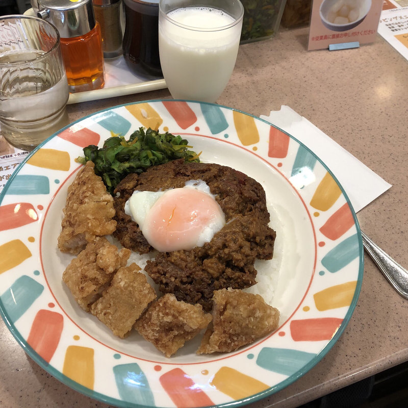 キーマにパーコーwithラッシー(カレーハウス11イマサ （カレーハウスイレブンイマサ）)