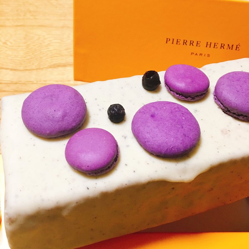 ケーク アンヴィ(ピエール・エルメ・パリ 青山)