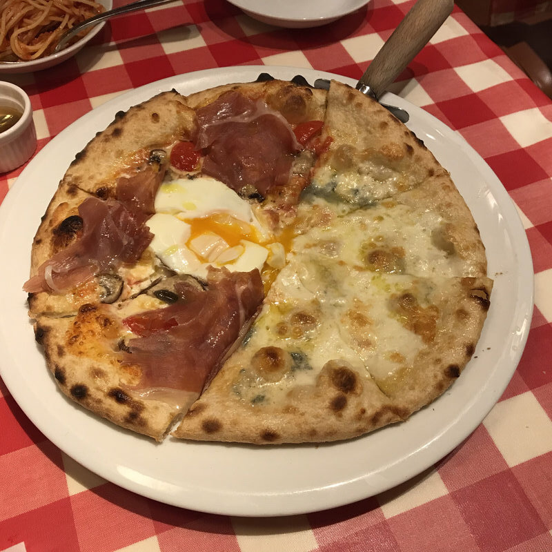 ハーフ&ハーフ(ナポリの下町食堂 池袋店 （ナポリノシタマチショクドウ）)