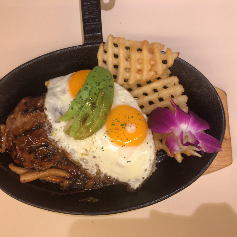 ロコモコ(MOKUOLA -shinjuku lumine est- モクオラ -ルミネエスト-)