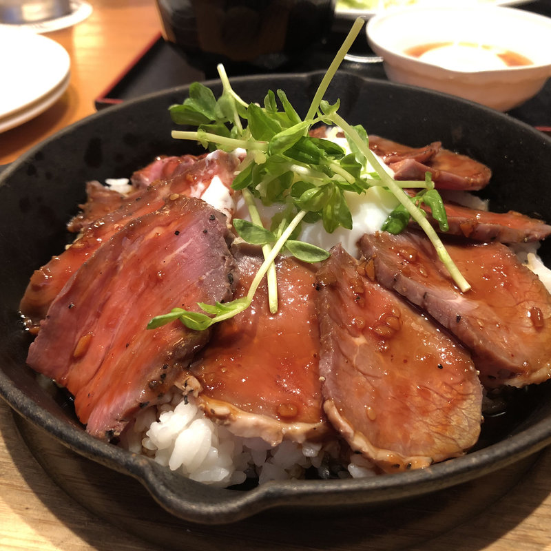 ローストビーフライス(BEER＆GRILL SUPER"DRY" あべのハルカス店)