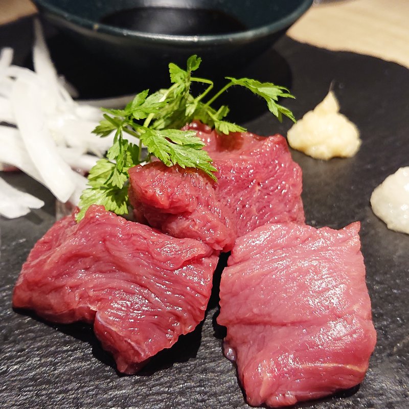 厳選馬刺し（Sサイズ）(るみなすキッチン)