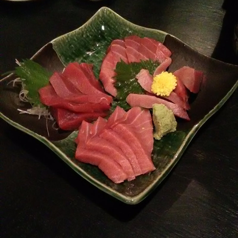 本鮪全種盛り(虎ばん)