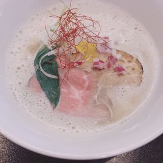 真鯛の泡白湯そば(53's Noodle )