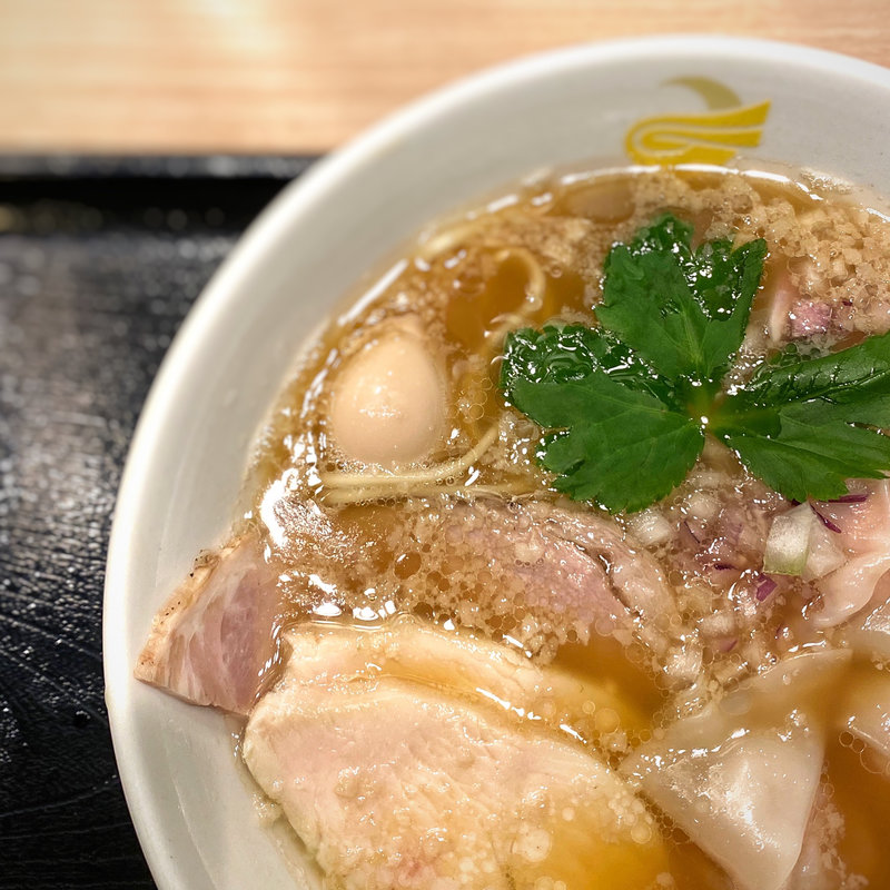 わんたん煮干そば(中華そば 月光軒 （ムンライケン）)