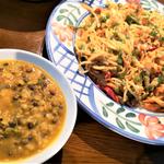 野菜と卵のスリランカ風焼きそばと豆カレーのセット(ラサ ボジュン （Rasa Bojun）)