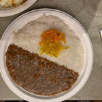 豚バラと玉葱のカレー
