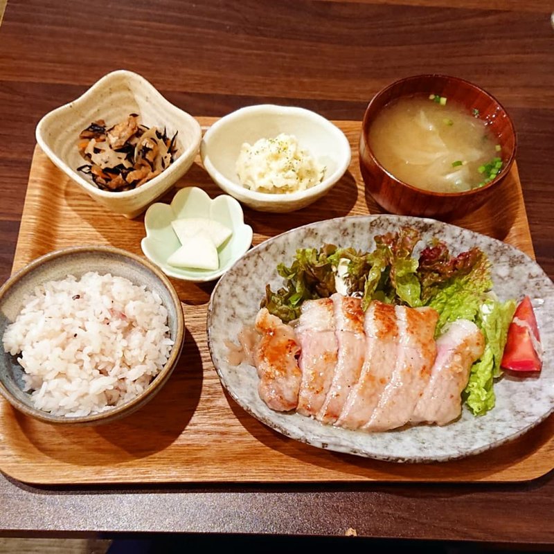 塩麹ポークソテー(I'm fine!cafe&dining AYUMU)