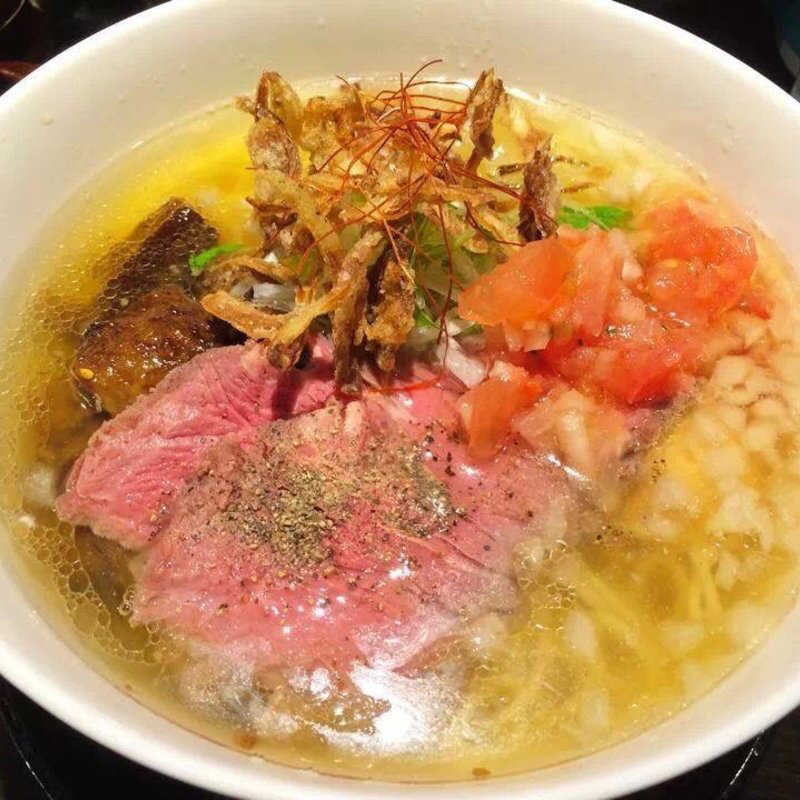 牛そばバカ麺白(屋台らーめん 鷹流)