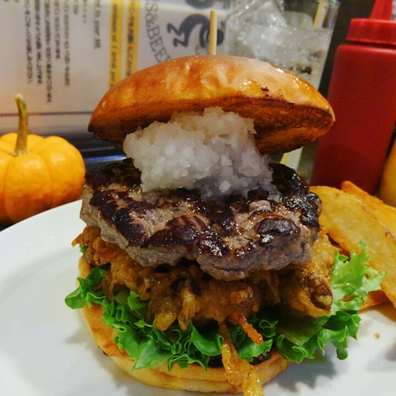 4種のキノコのかき揚げバーガー(Kokopelli)