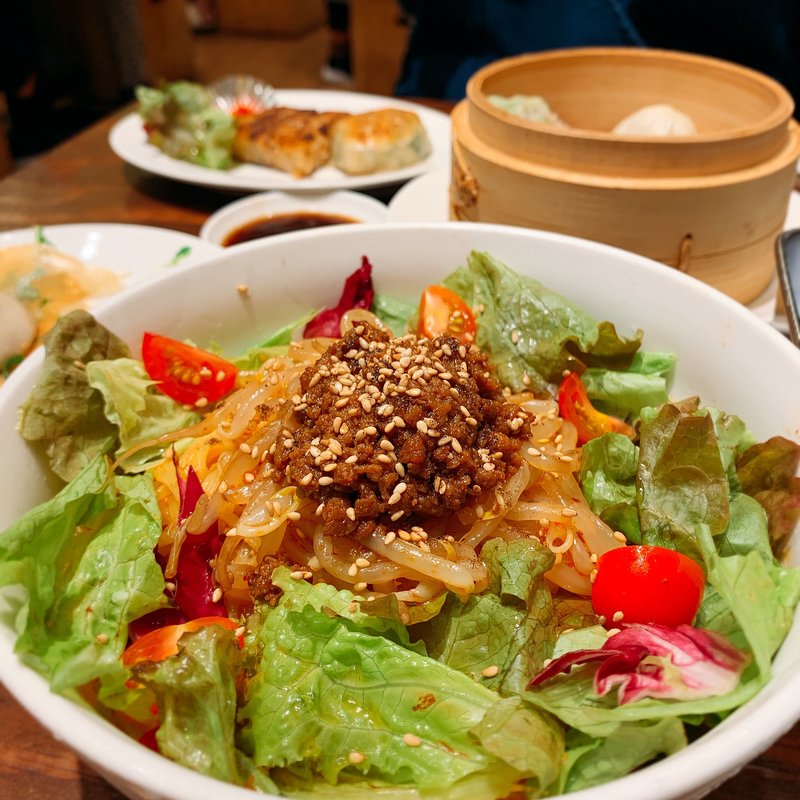 汁なし坦々麺セット(羽付き焼き小籠包　Din’s)