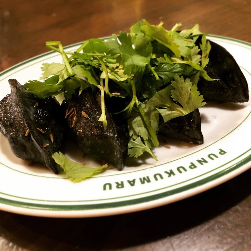 ラムパクチー餃子(杏仁坊主)