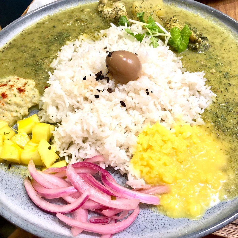 牡蠣とほうれん草のカレー(ハルダモンカレー)