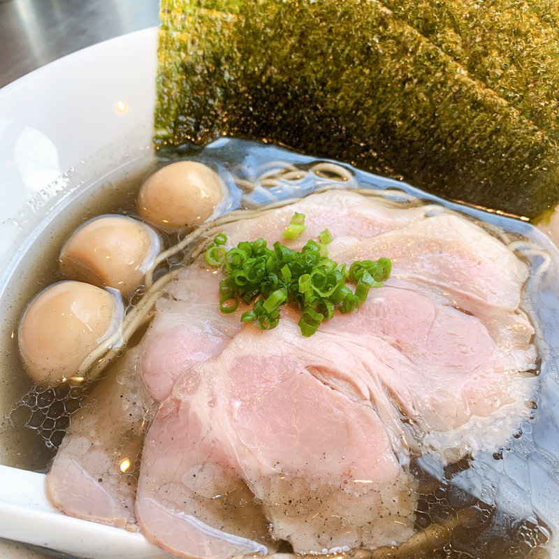 イカスミ煮干蕎麦(ラーメンさんじ)