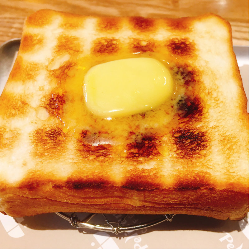 炭焼きトーストセット(ペリカンカフェ)