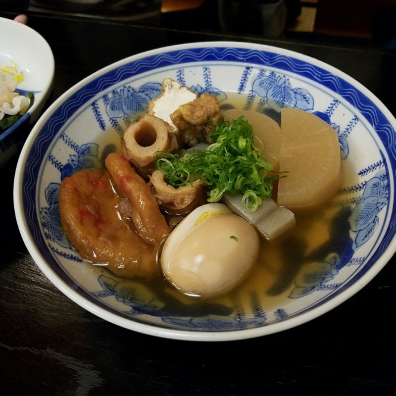 おでん盛り合わせ(夷川 燕楽 （えびすがわ えんらく）)