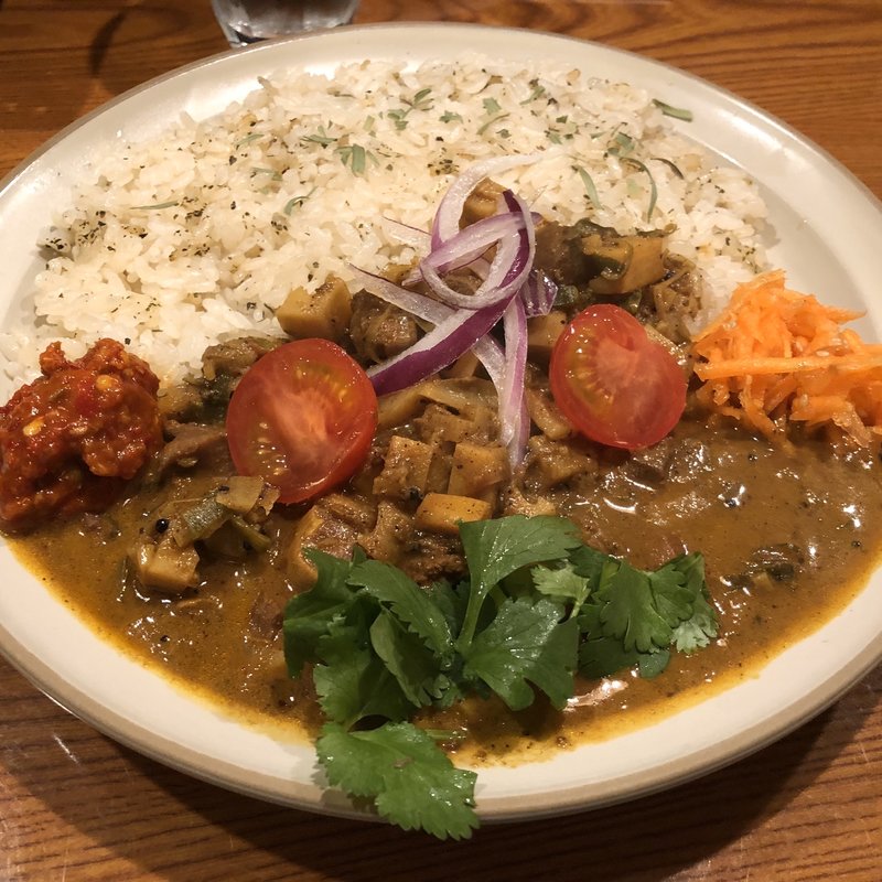 ブタタンレンコンキーマカレー(クヮッチースパイス ユクル )