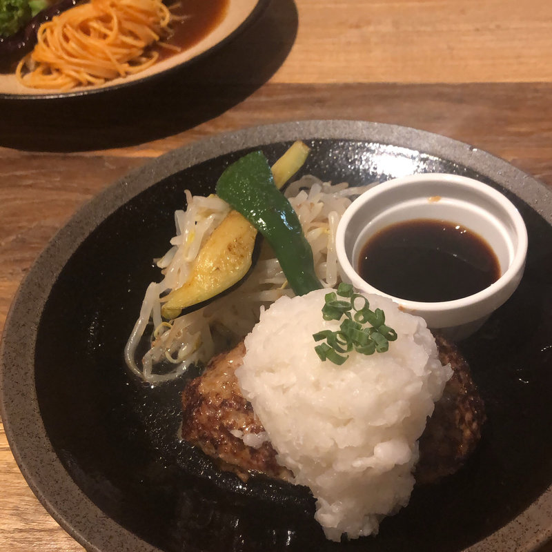 おろしハンバーグ(山本のハンバーグ 中目黒食堂)