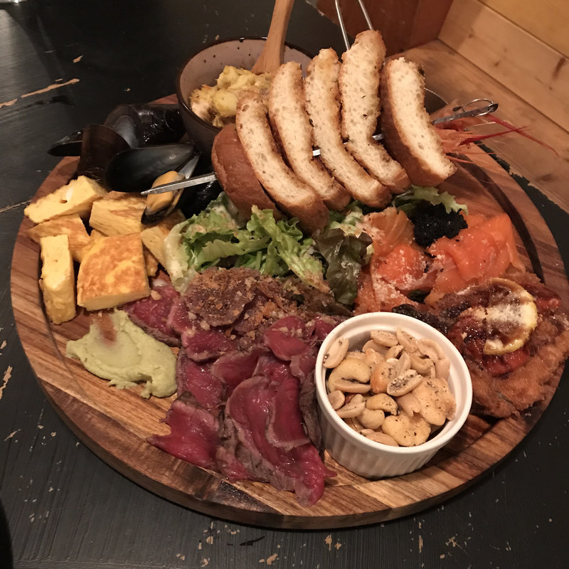 前菜盛り合わせ(PUBLIC)