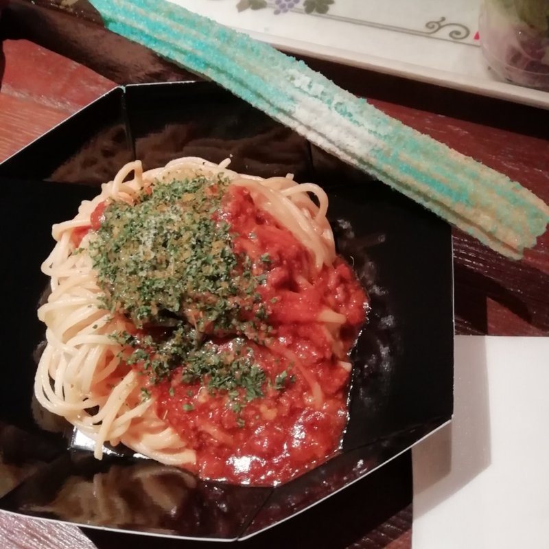 チュロス、スパゲッティ(ディズニーシー ザンビーニ・ブラザーズリストランテ)