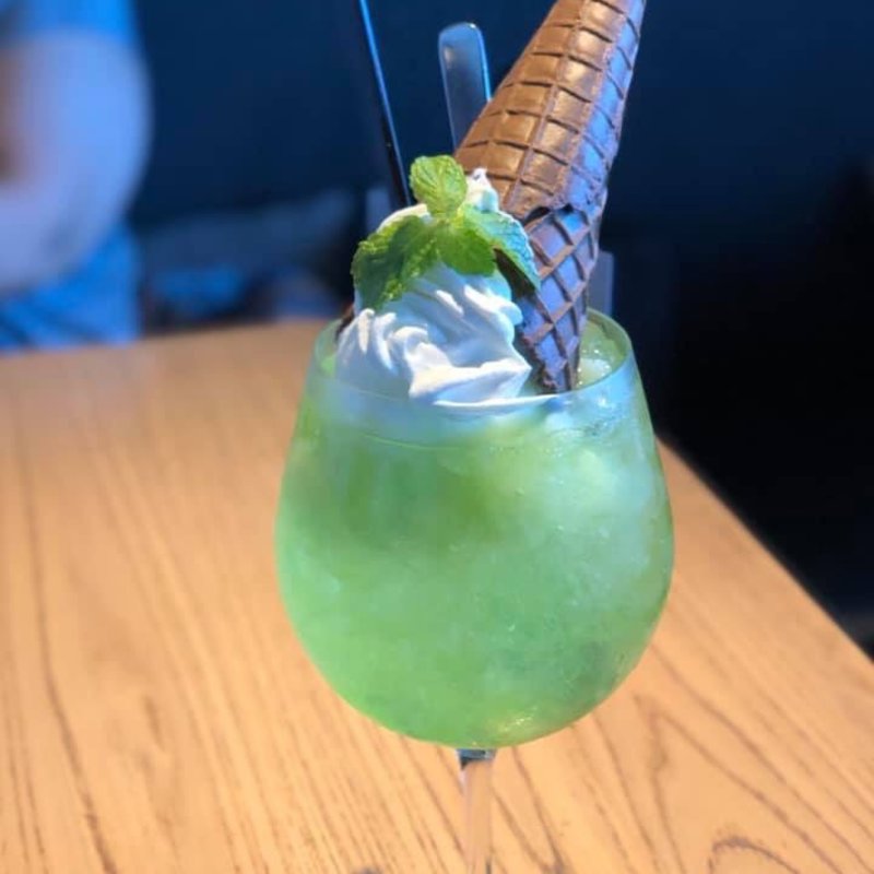 大人のメロンソーダ(100本のスプーン)