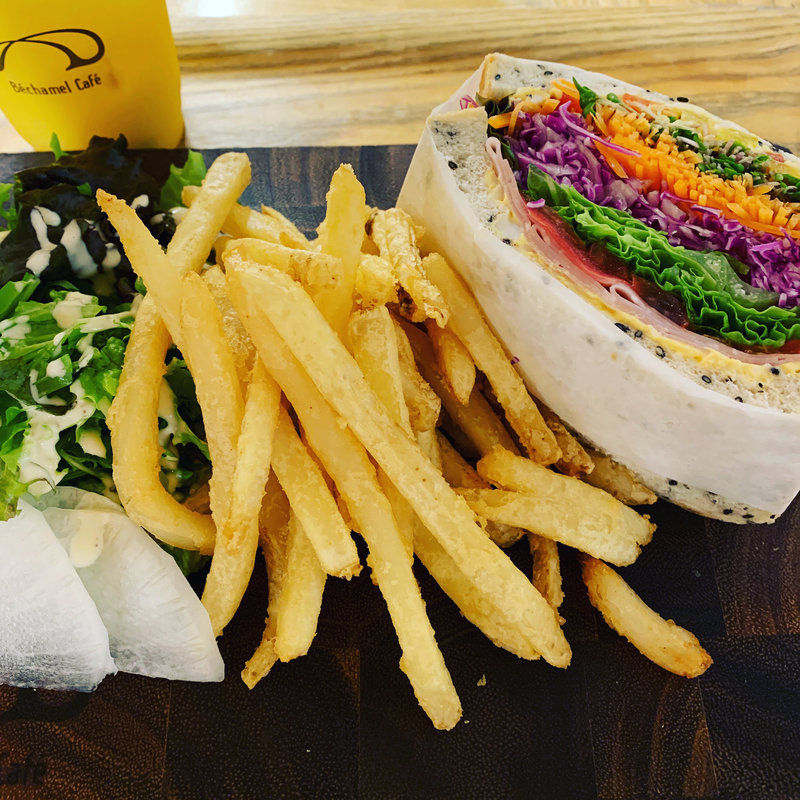 スプラウトサンドイッチドリンクセット(Béchamel Café（ベシャメルカフェ）)