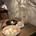 (emu cafe)