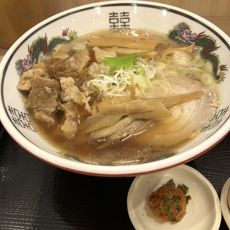 八八らーめん(山形らーめん 八八 名神口店)