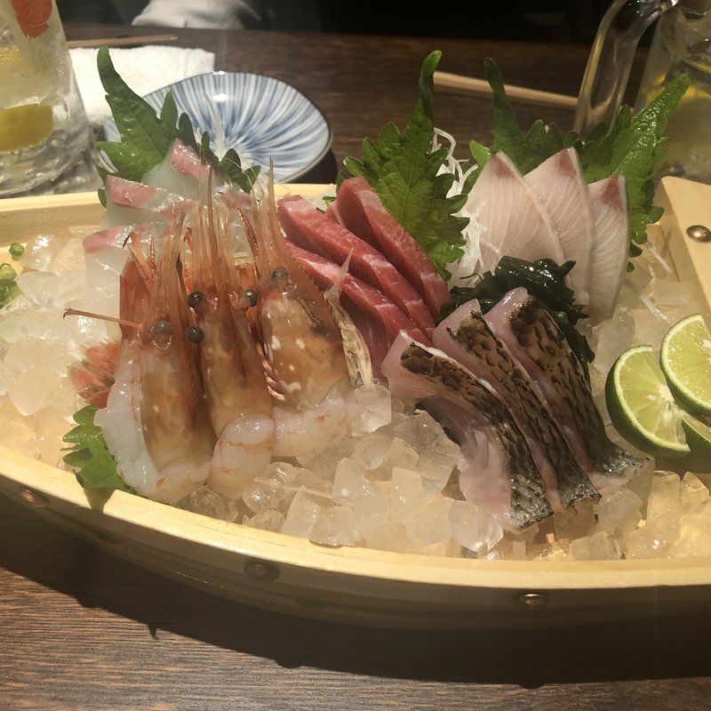 刺し盛り(魚まみれ眞吉　新橋店)