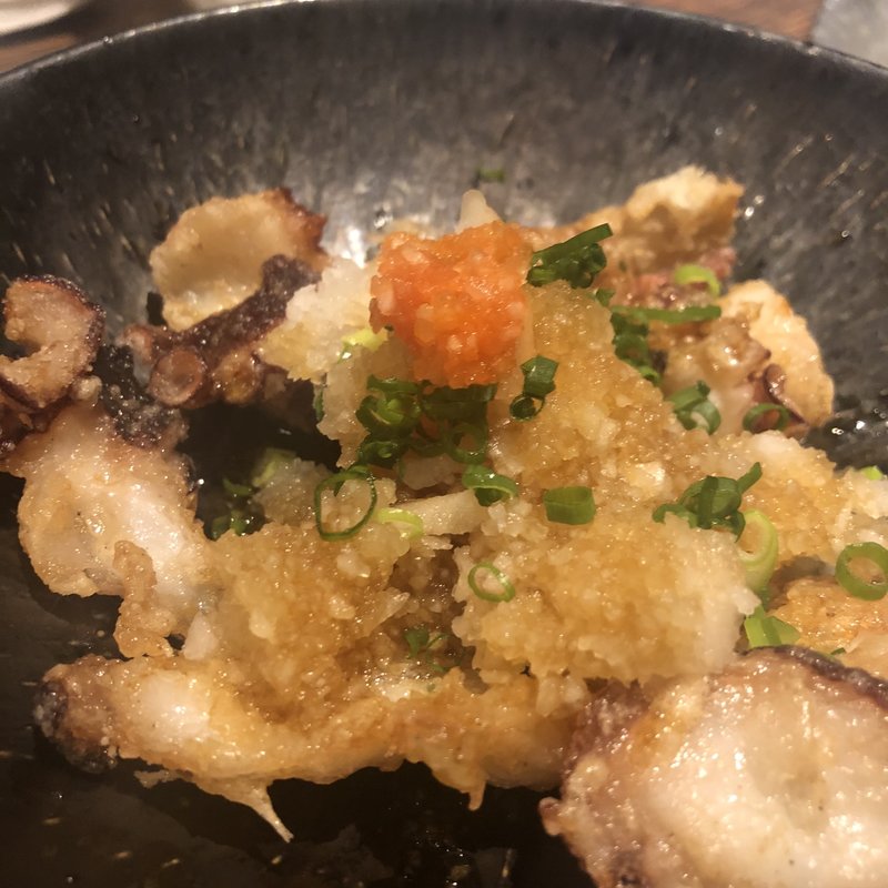 タコの唐揚げ(魚まみれ眞吉　新橋店)