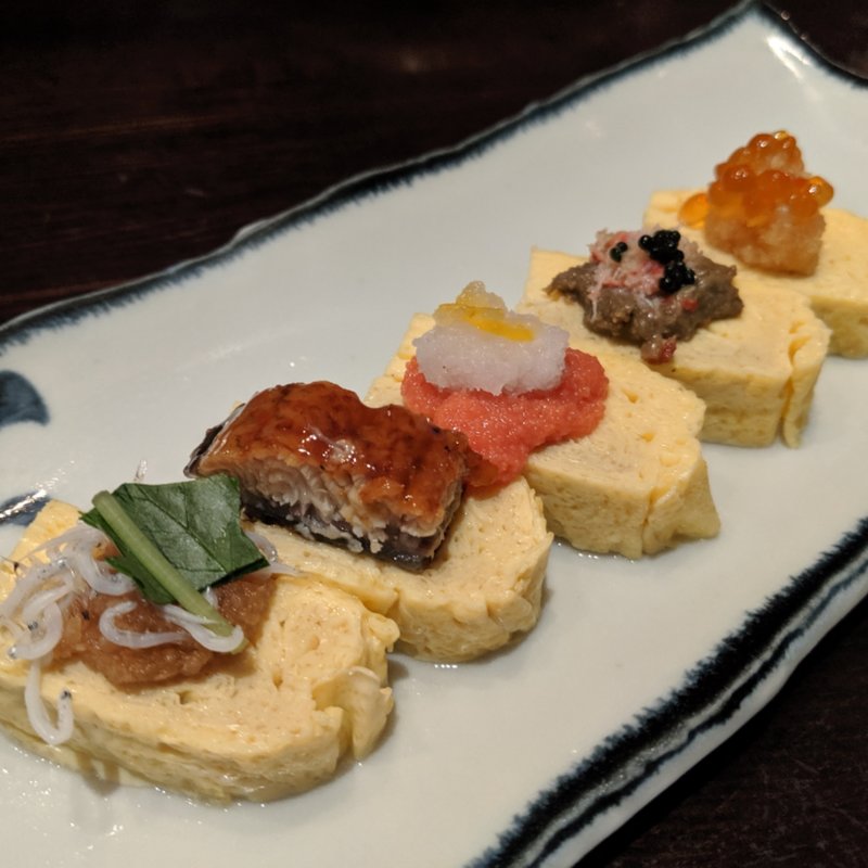 彩り五種の出汁巻き卵(美食 米門 横浜店)