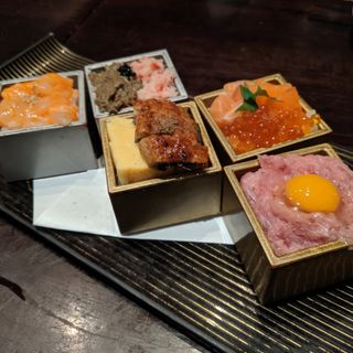 小箱寿司(美食 米門 横浜店)