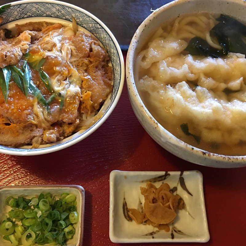 かつ丼セット・ごぼう天トッピング(あづみうどん )