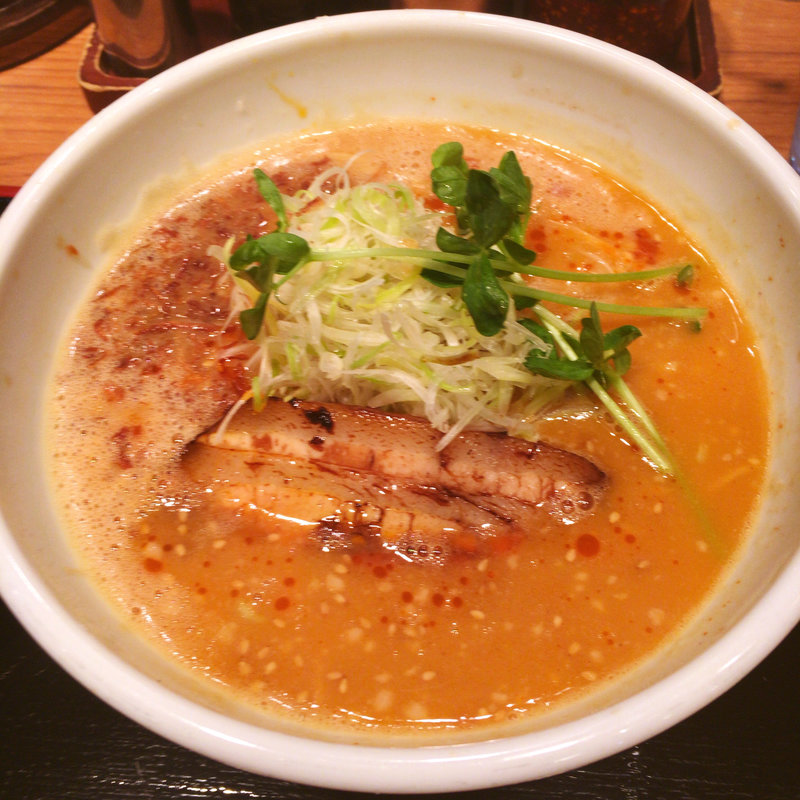 辛味噌ラーメン(ラーメンたろう三宮本店)