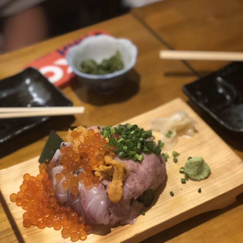 (SEAFOOD STAND PACIOREK HANATARE 野毛店)