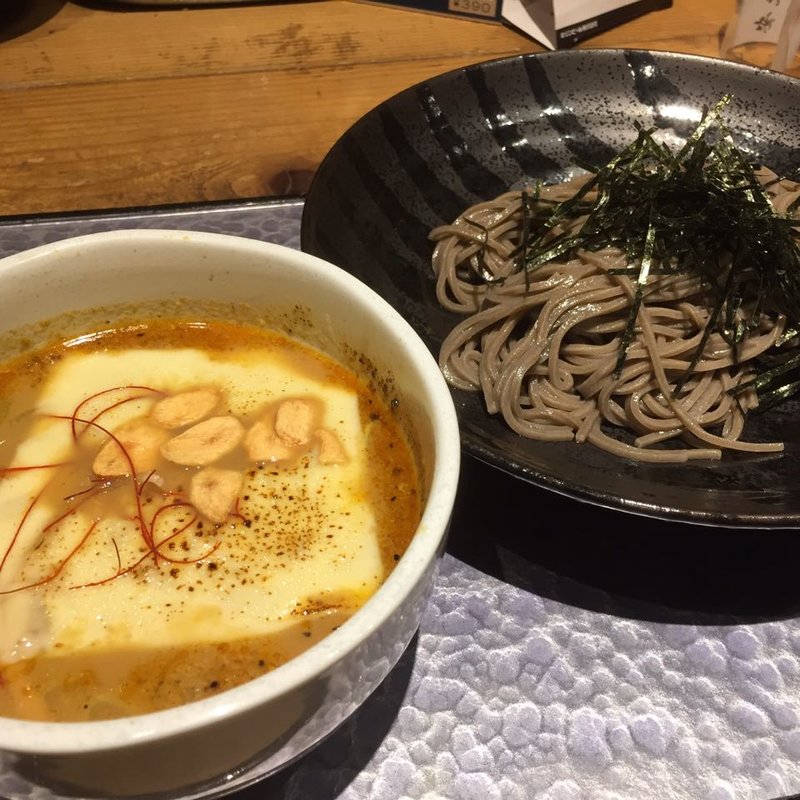 カレーチーズつけ蕎麦(つけ蕎麦の阿国 歌舞伎町店)