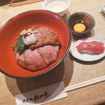 和牛ステーキ丼(数量限定)