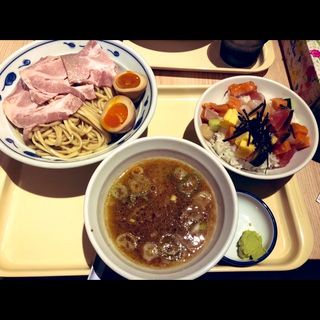 サバ濃厚鶏つけ麺(サバ6製麺所 心斎橋店)