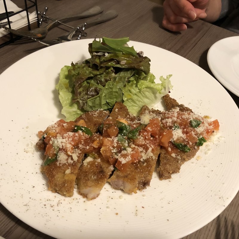 もち豚肩ロース(カツレツ)(トラットリア クロウド)