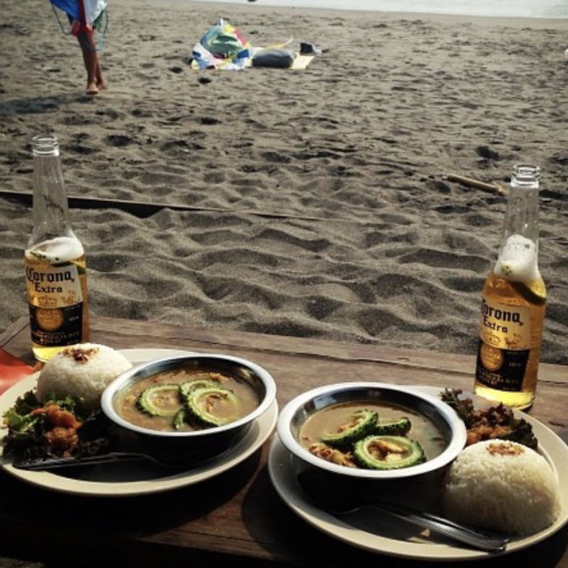 (ブルームーン ズシ)