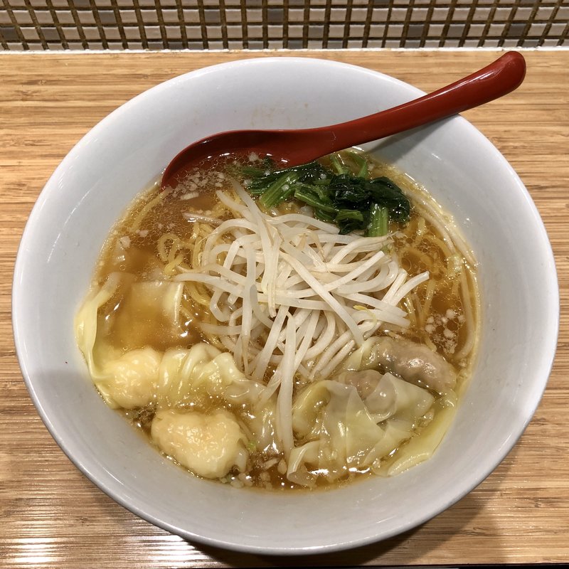 合い盛りわんたん麺　醤油味(雲呑好 エキュート立川店)