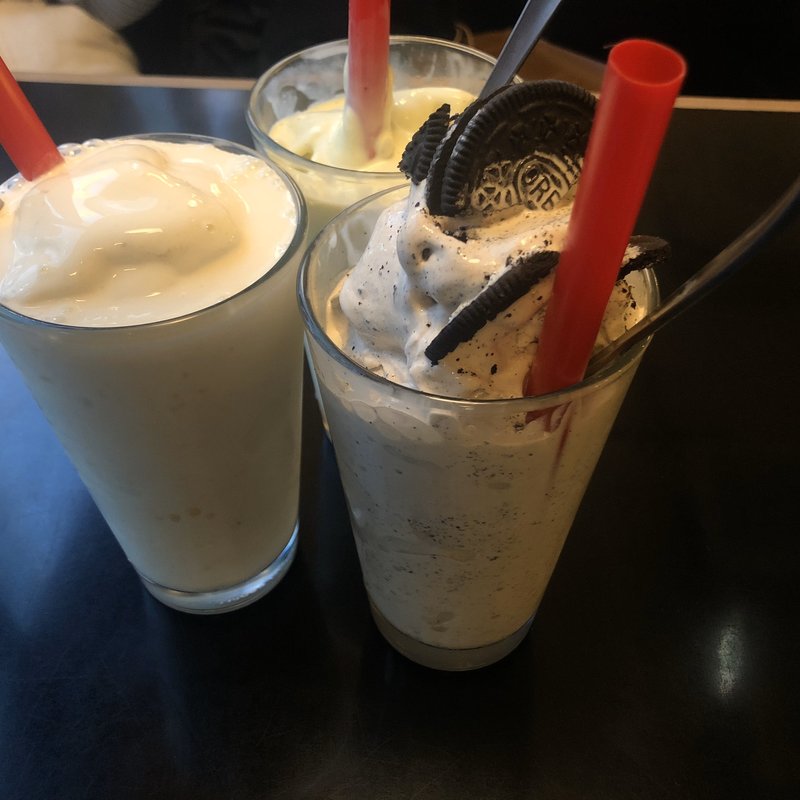 オレオシェイク(オンザコーナー （ON THE CORNER NO.8 BEAR POND）)