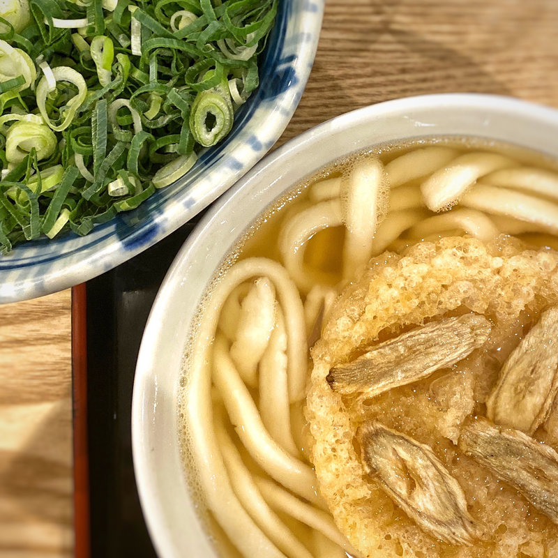 ごぼう天うどん(因幡うどん ソラリアステージ店)