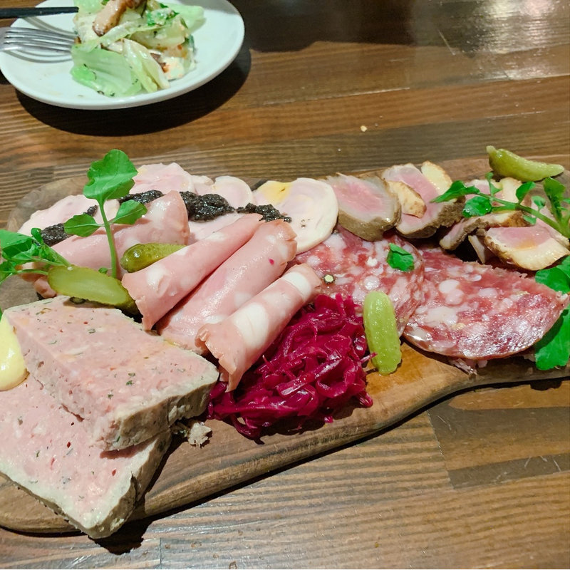 お肉の盛り合わせ(Bistro MURA)