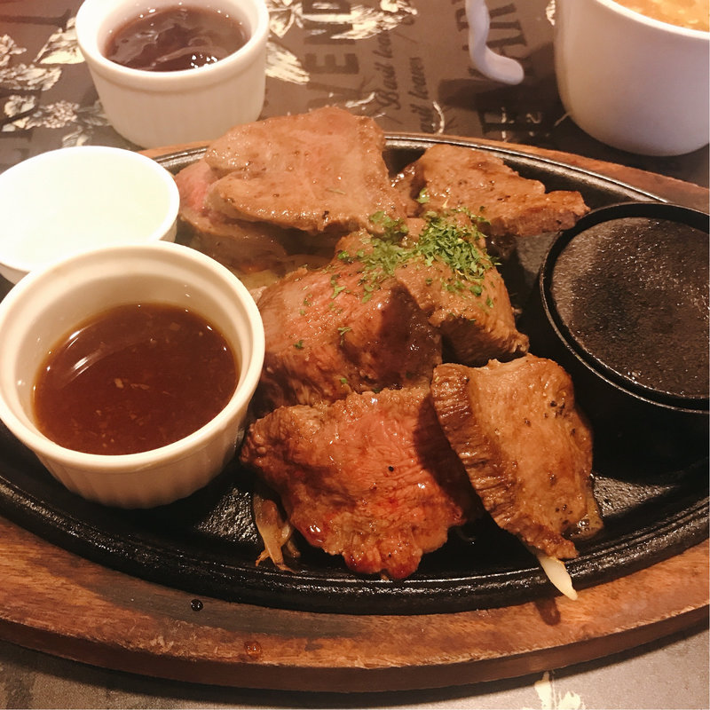 タン(170g)(ステーキ共和国 幕張大使館 別館 )